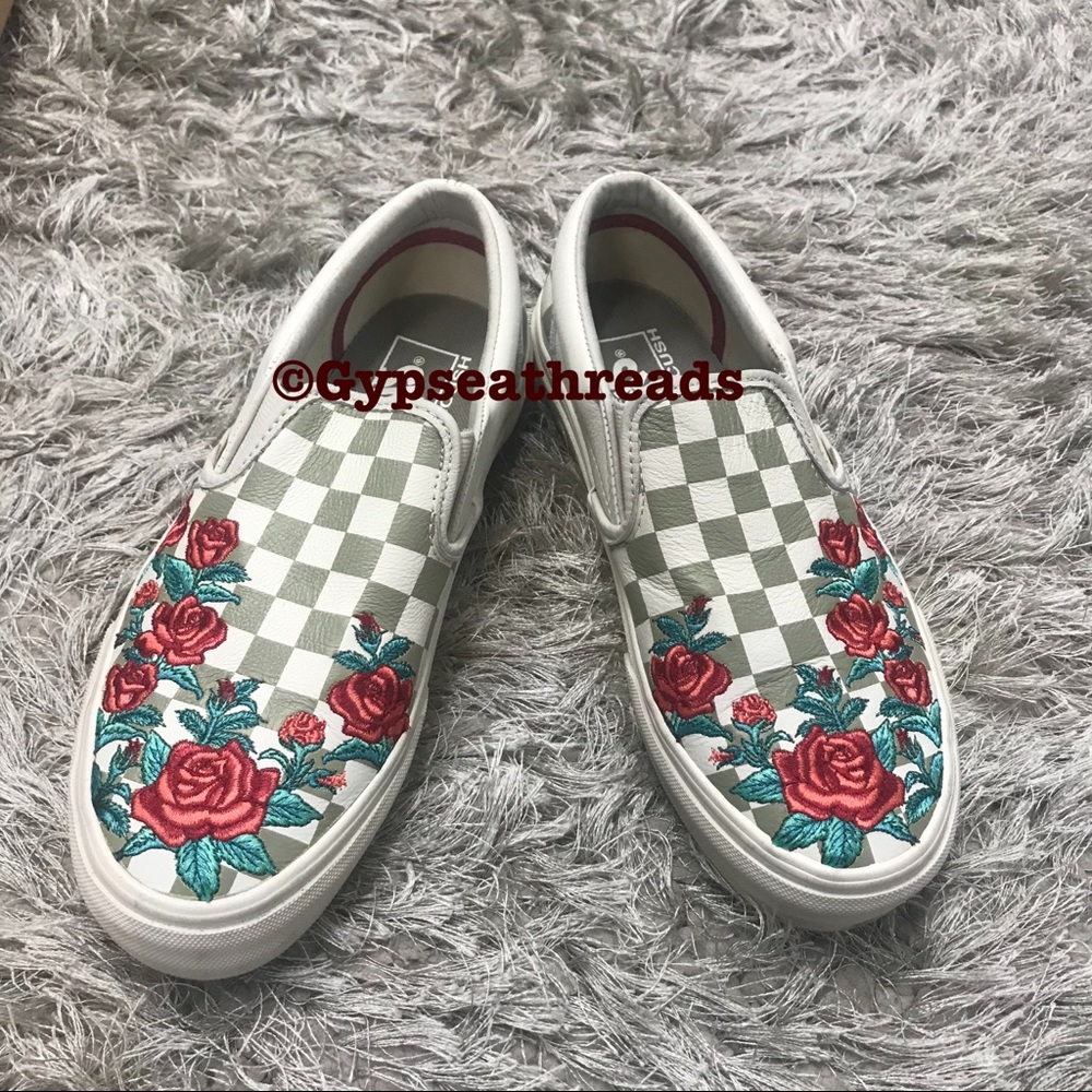 ROSE EMBROIDERY VANS🎀